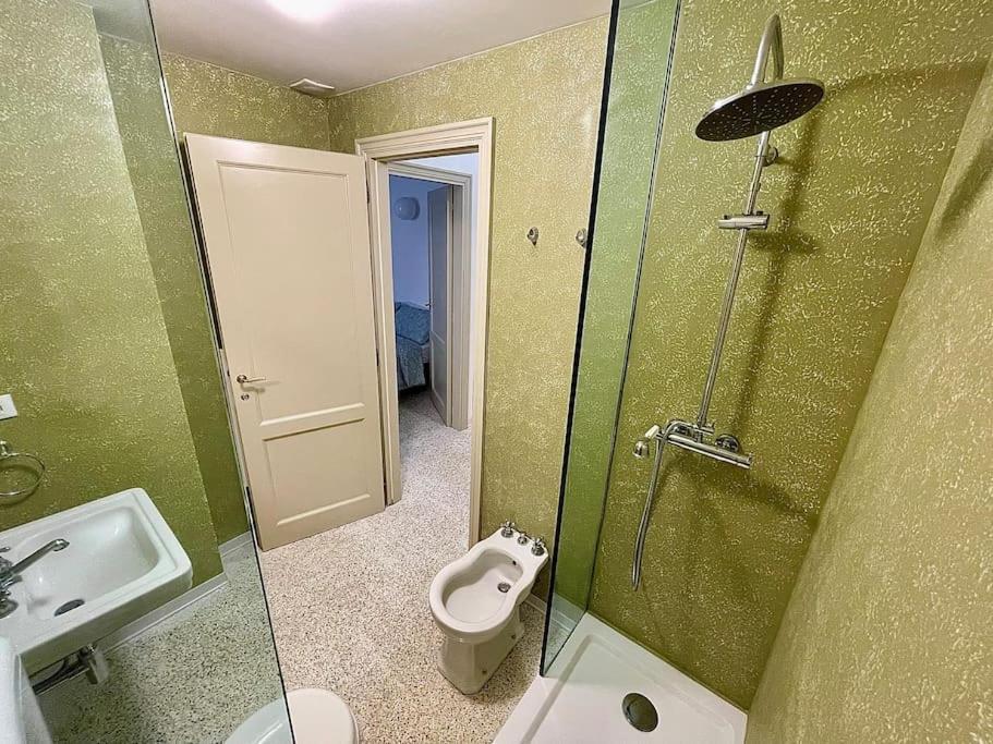 Modern Apartment Navigli Milão Exterior foto