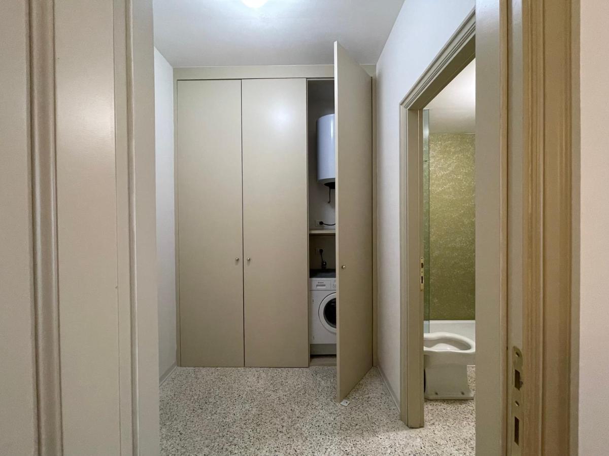 Modern Apartment Navigli Milão Exterior foto